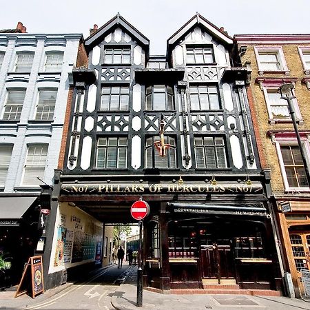 F6 Greek Street By City Living Londen Kamer foto